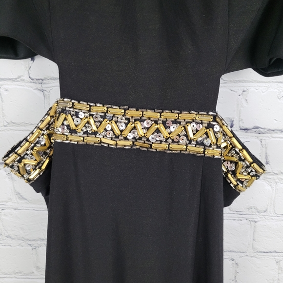 MAC DUGGAL | high neck side cutout sequin waist front slit train formal gown - Picture 4 of 9